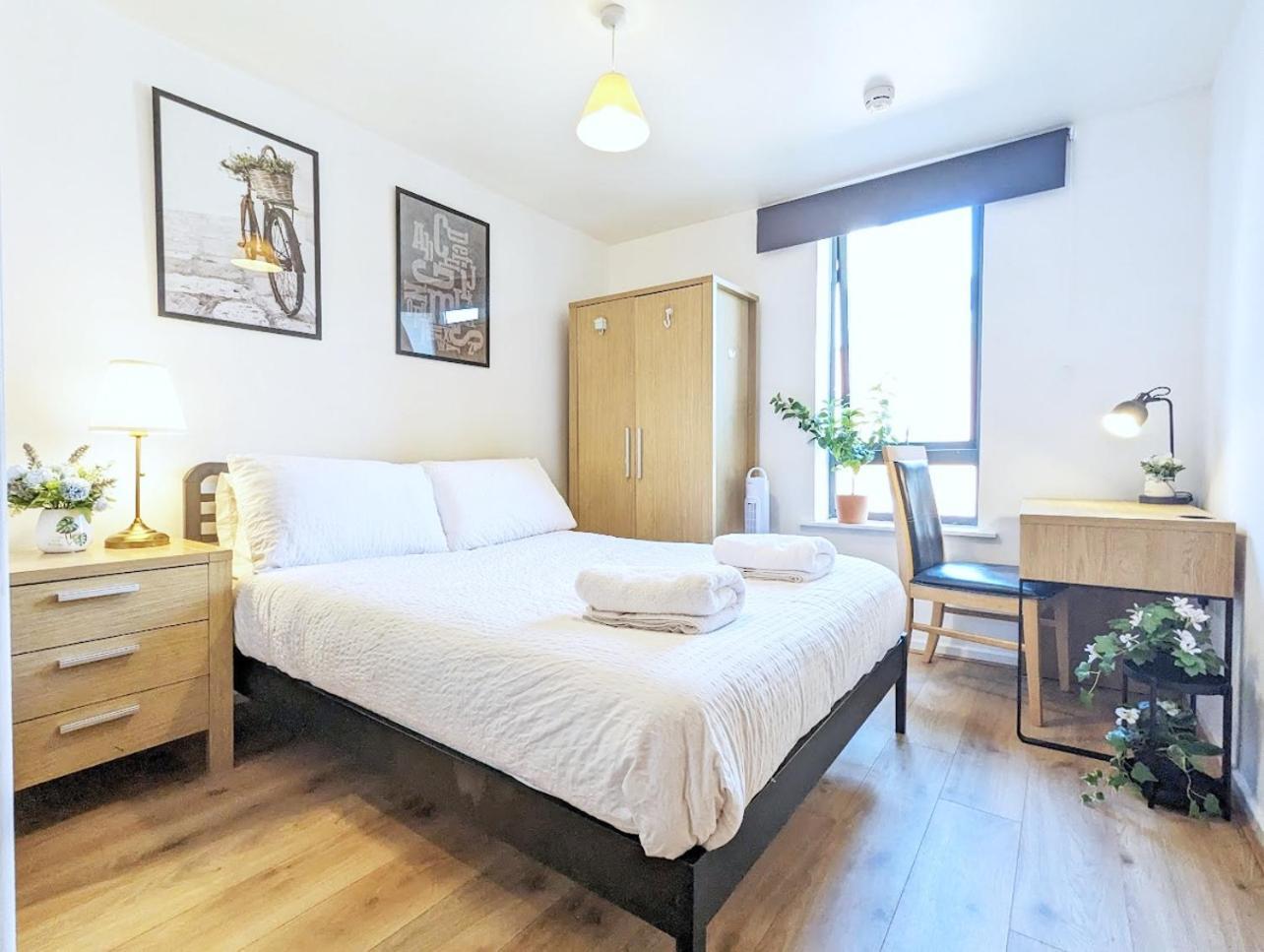 Guest Room In City Centre Near Key Attractions Liverpool Exterior photo